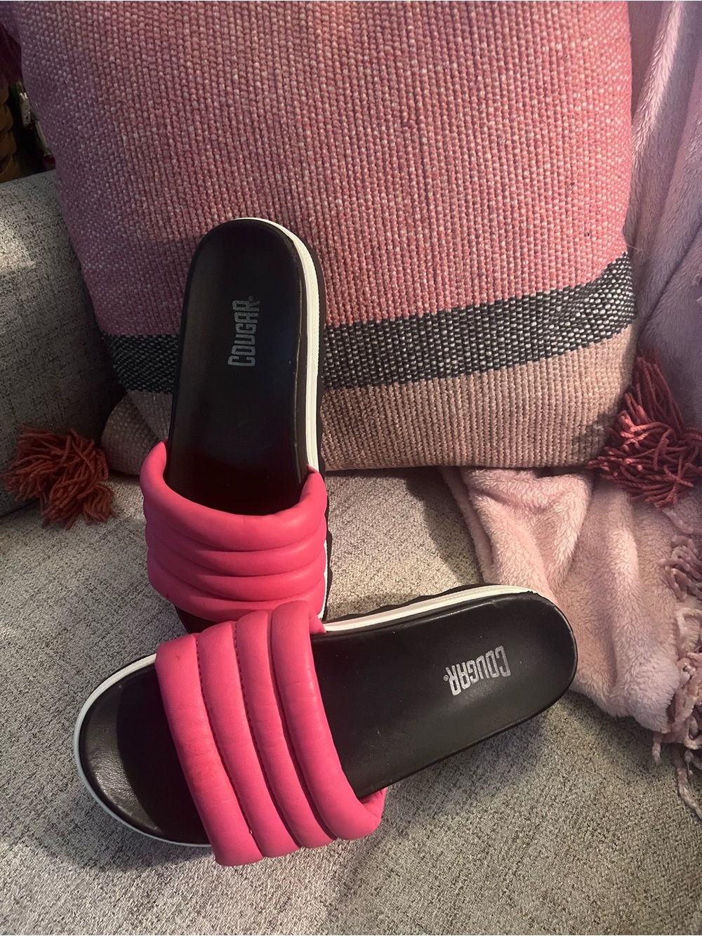 Cougar Women's Hot Pink Padded Slide Sandals